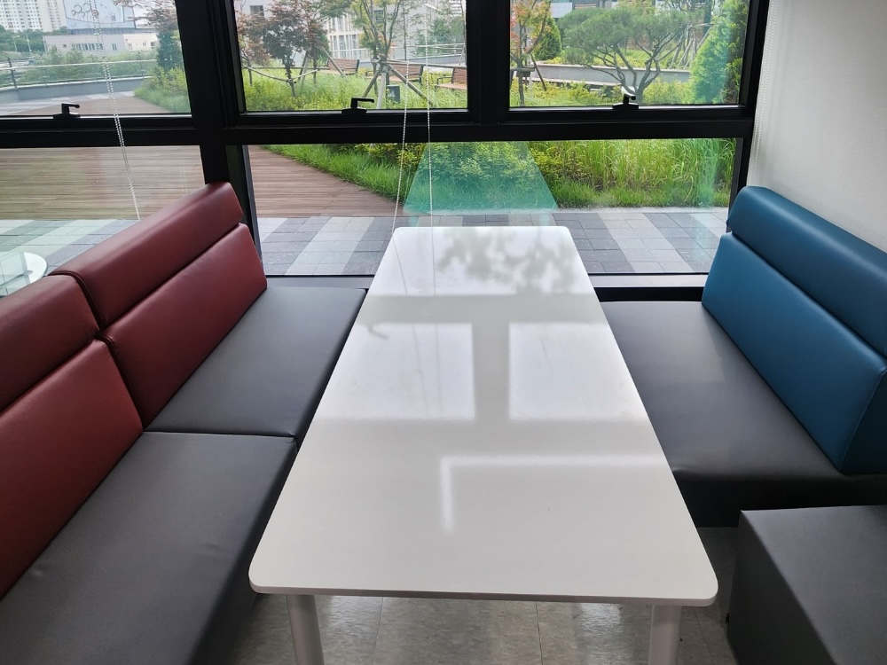 한국소프트웨어인재개발원(KOSMO) 학생라운지 - 편안한 휴게 공간